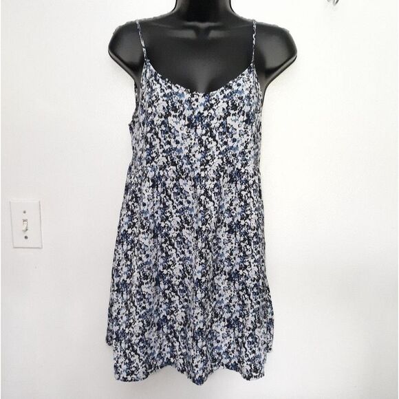 Divided H&M mini dress - Picture 1 of 4